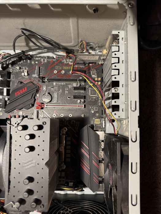 Komputer Intel Core i5-9600KF + ASUS MSI MPG Z390 + zestaw