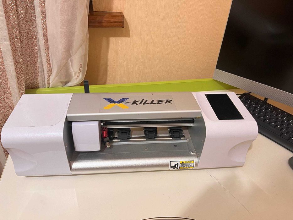 Плотер для  порізки плівок x-killer чудовий стан