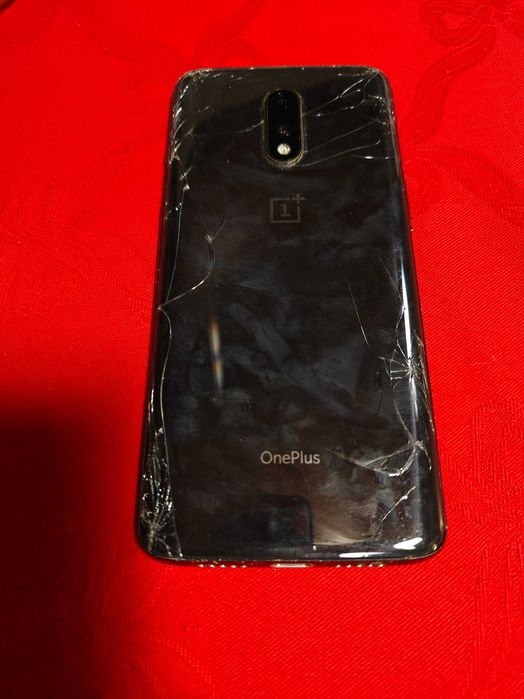 OnePlus 7 Pro 8GB/256GB – Funcional – Ecrã com defeito