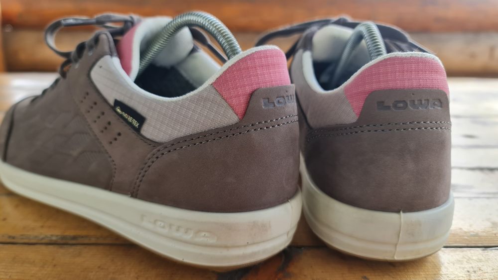 Жіночі кросовки lowa OAKLAND Gore-tex розмір 40