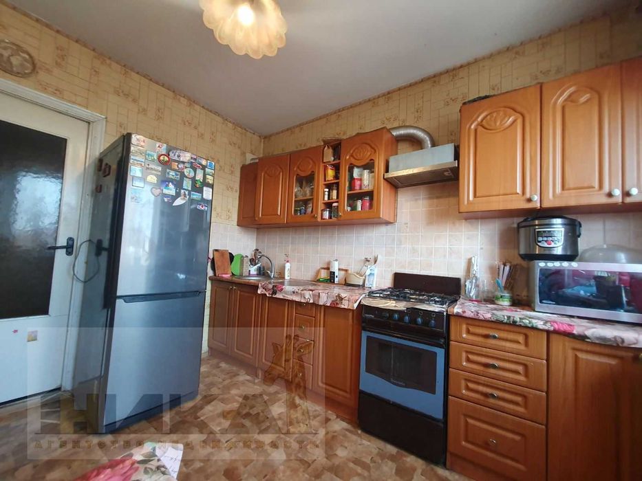 Продам 2-х кімнатну квартиру вул. О. Кобилянської