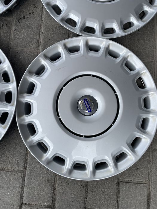 Ковпаки Volvo R16 Вольво