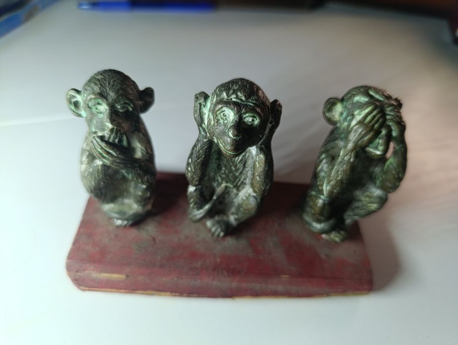 Не вижу не слышу не скажу  бронза статуэтки