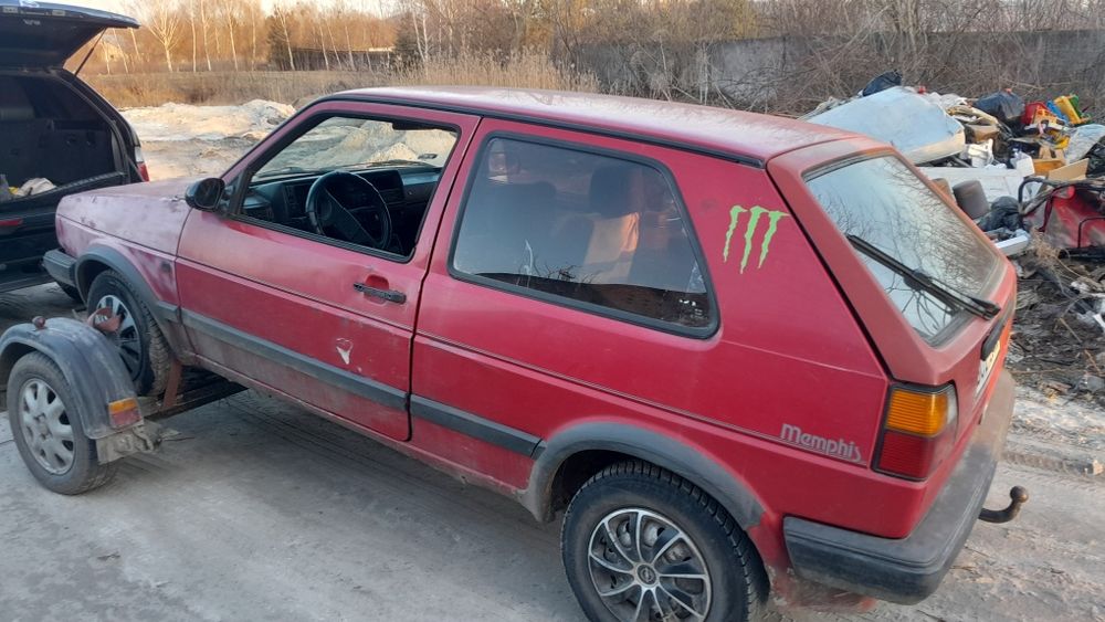 Продам фольсфаген гольф 2 1.8 бензин