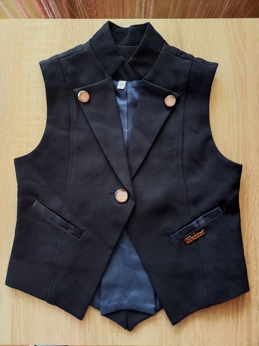 Школьная форма троечка (жилетка, юбка, брюки)