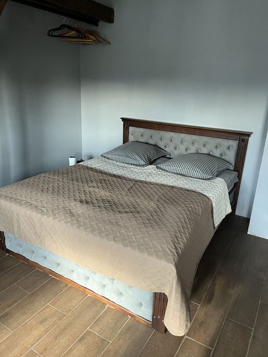 Двохкімнатна квартира в центрі міста!