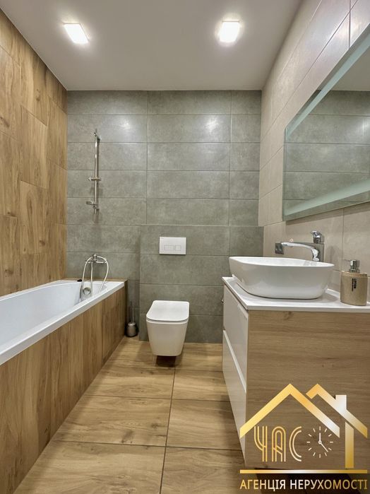 Таунхаус 95 м² з ремонтом і меблями, Жуляни, Київ