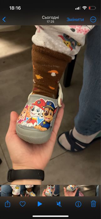 Crocs Sandały / Kapcie / Klapki