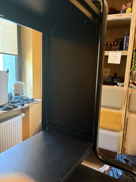 Uzywane biurko Ikea Fredde