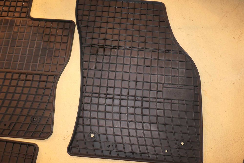 Dywaniki samochodowe audi Q2