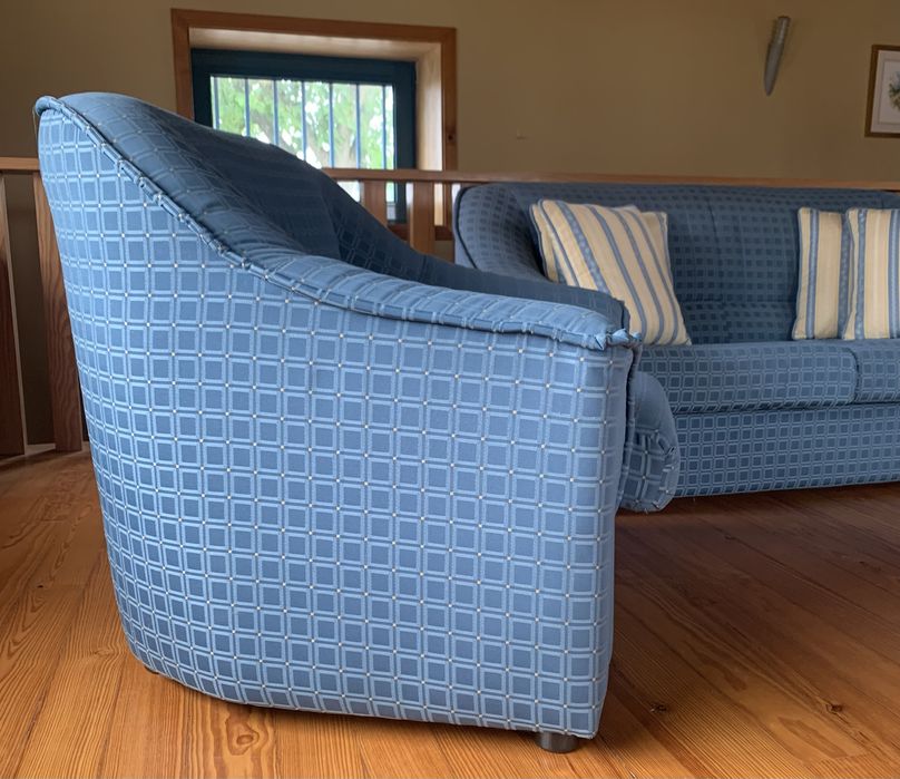 Conjunto sofa 2 lugares + 2 poltronas 1 lugar