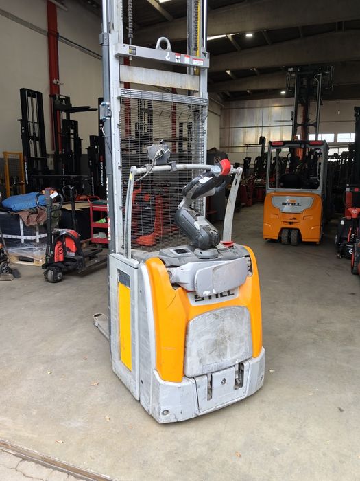 1750€+IVA ,  Stacker Still ,2000kg ,Elev 3,60mt,(  Empilhador Porta Paletes  )
