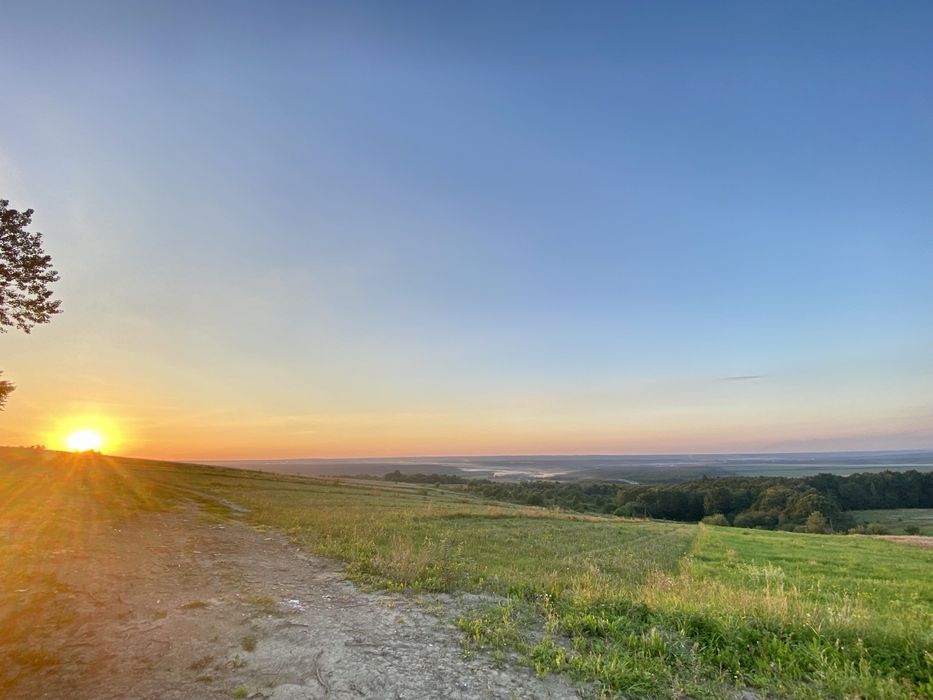 Ділянка з краєвидом.Жураки