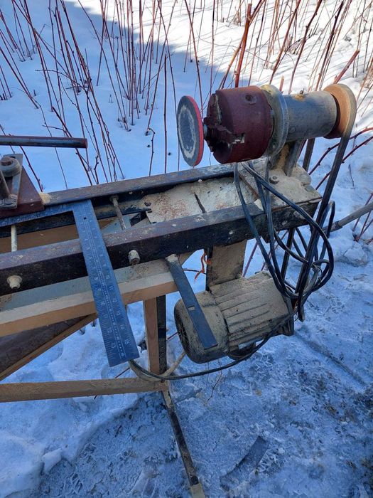 Токарный станок по дереву