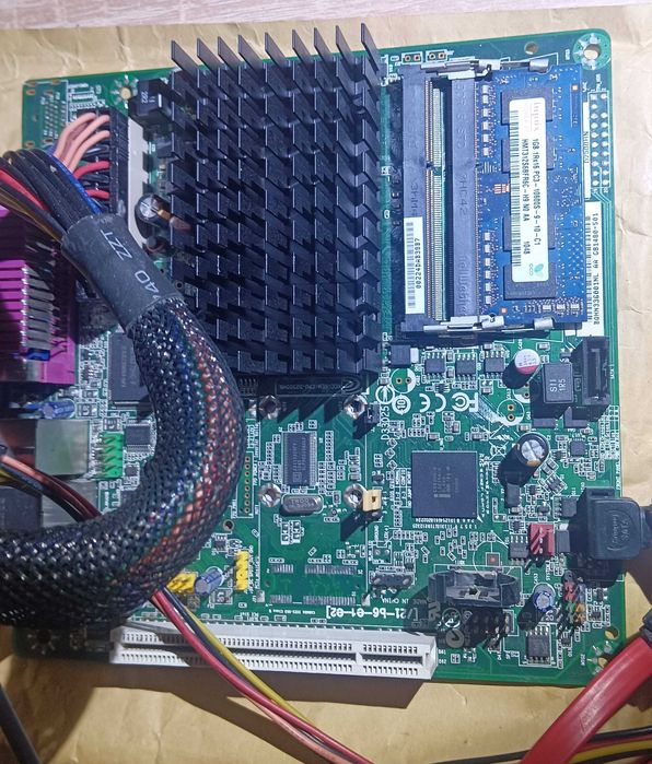 Плата Atom D2500HN