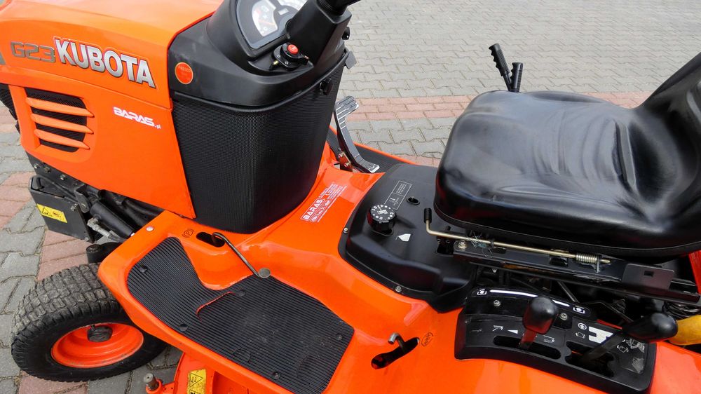 Traktorek kosiarka Kubota G23 Diesel Wysoki Wysyp (180301.6) - Baras