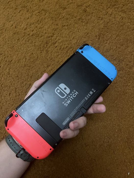 Nintendo Switch V2 + sd 256 gb