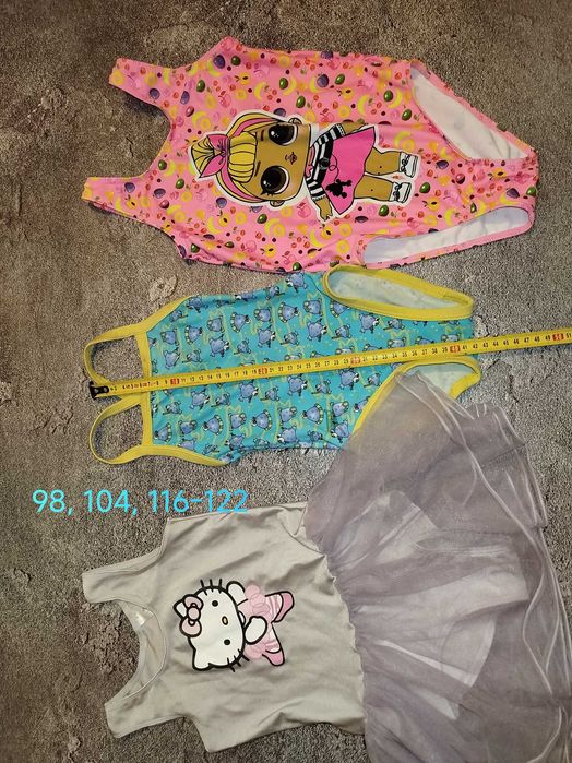 Купальники дівчинці