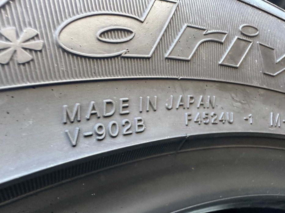 255-50 R20 109V Yokohama W drive розпаровка 1шт Нова