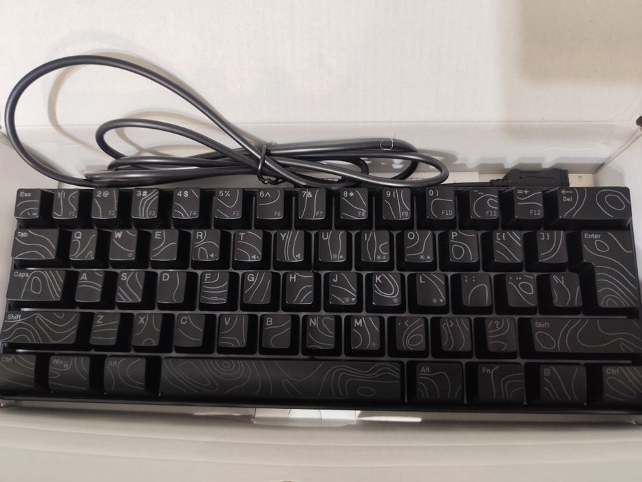 Нова клавіатура з підсвіткою