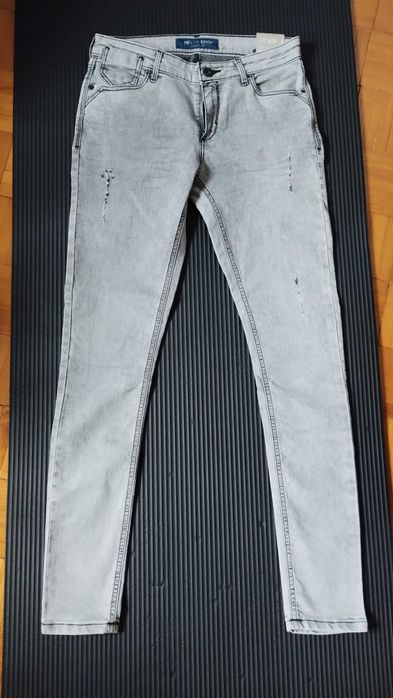 Nowe Jeans Adidas NEO W28/L30