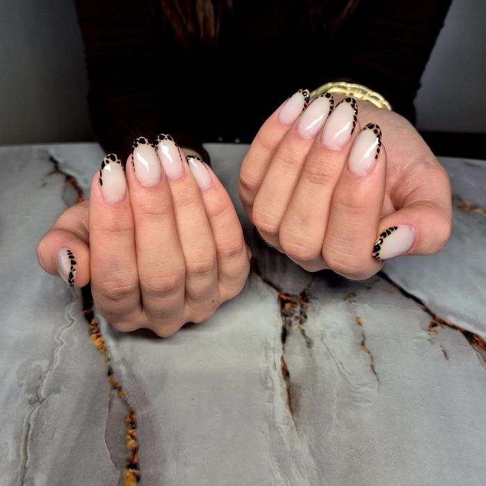 Paznokcie żelowe przedłużane