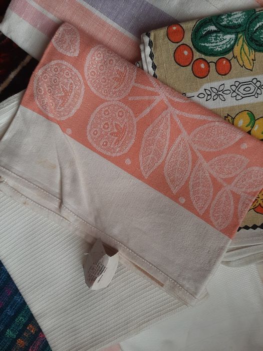 Рушники Нові, різні.