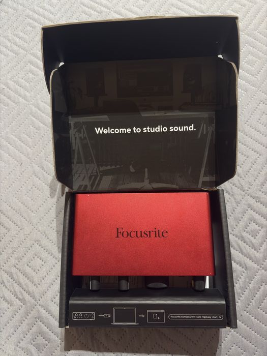 Placa de som Focusrite Scarlett Solo 4th gen