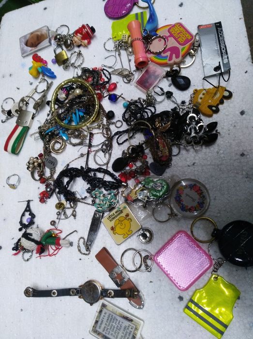 Akcesoria zegarki kolczyki