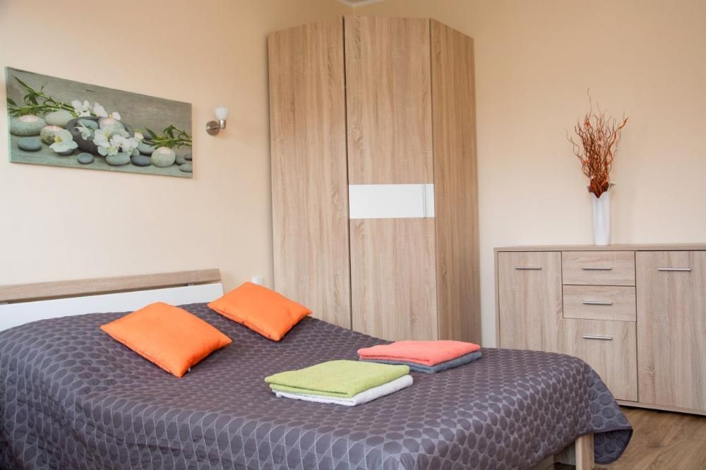 Apartament Słoneczny Reda- noclegi - Parking na posesji.3min Aquapark