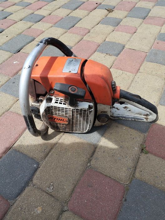 Бензопила штіль , робоча