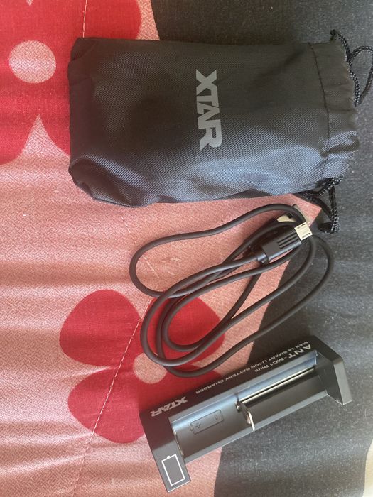 XTAR Li-ion Battery Micro USB Charger64751694333058122