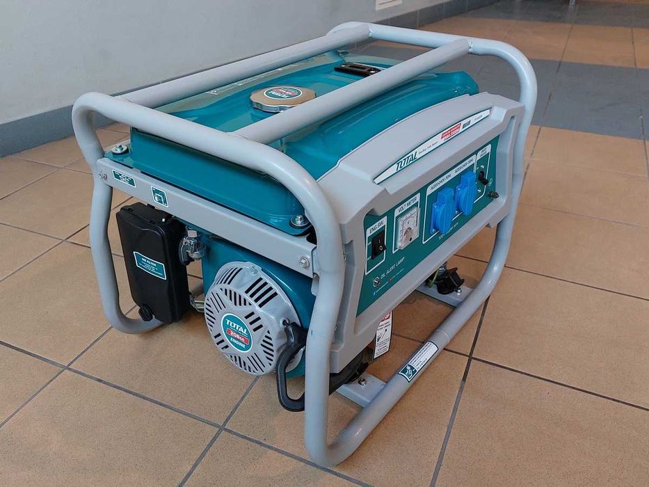 Бензиновый генератор Total 2.8/3.5 кВт TP135006 в наличии