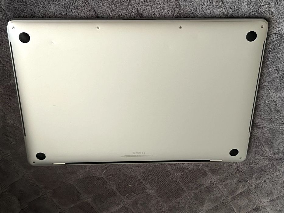 Apple MacBook Pro A2141 2019 16 cali, i9, 32GB RAM, 1TB
