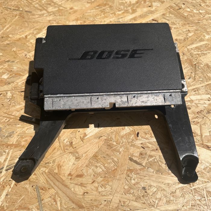 Wzmacniacz bose Audi 4M0