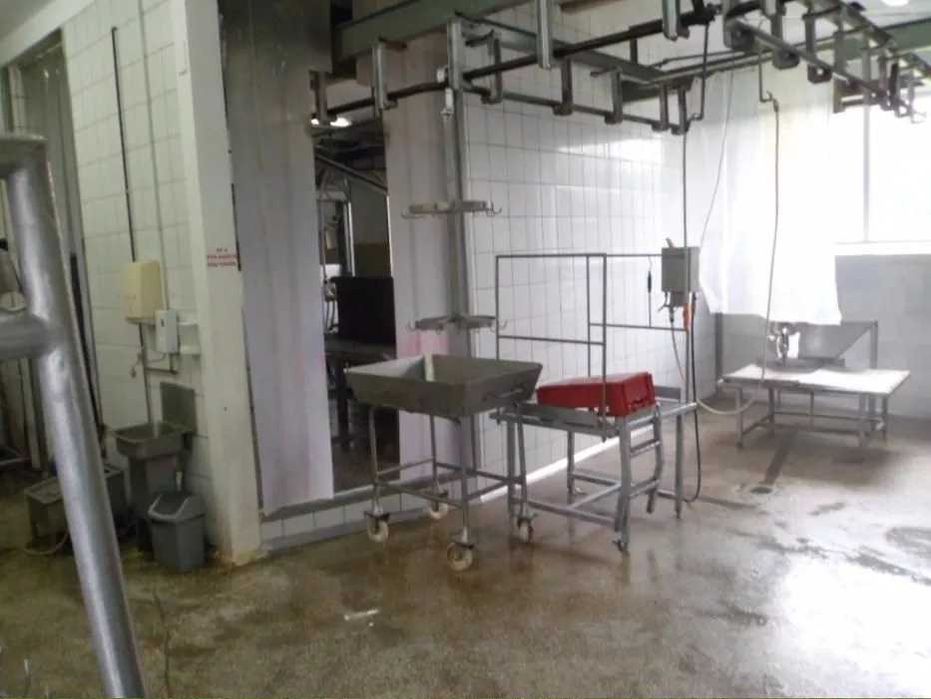 Sprzedam wyposażenie ubojni, rzeźni