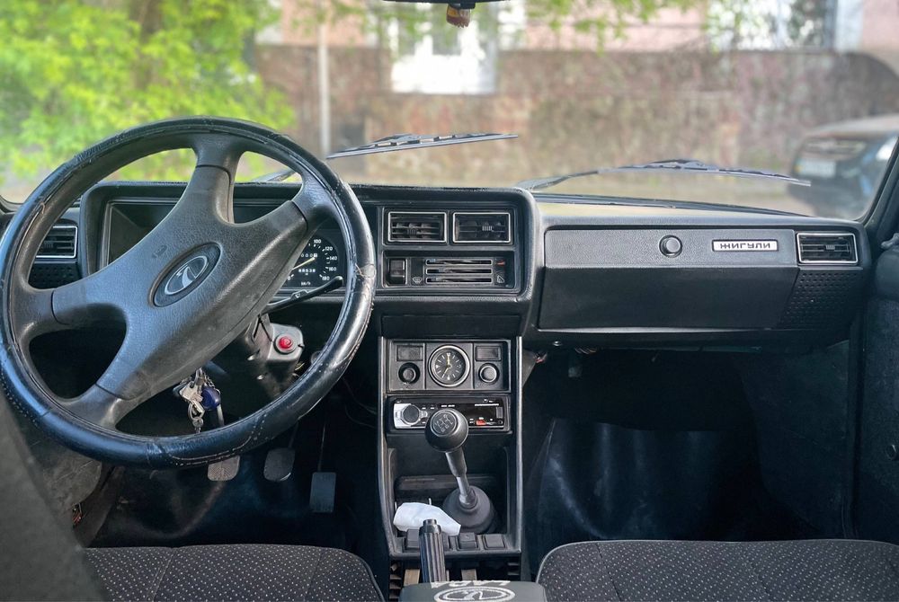 Автомобіль ВАЗ 2107
