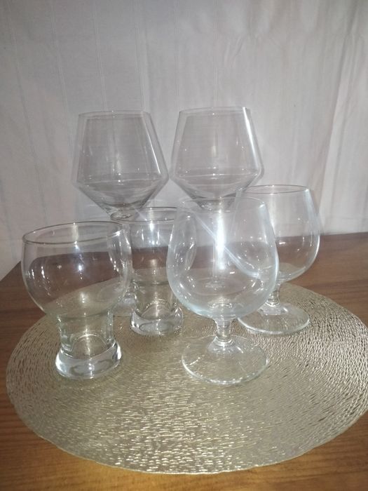 Assorted Glass Pairs449828158283468800