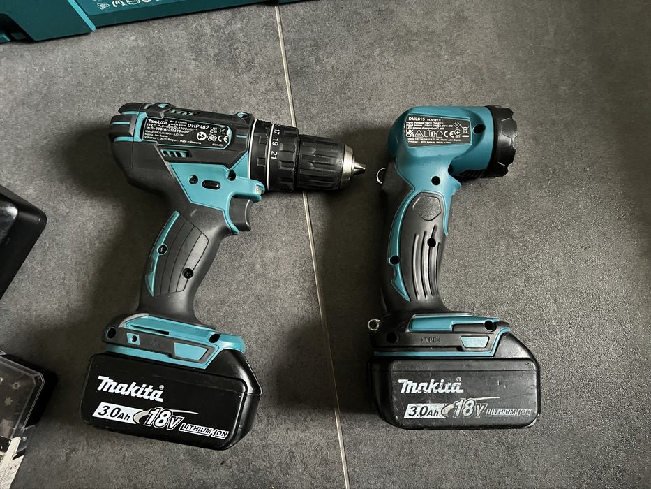 Акум.Ударний шуруповерт +ліхтар Makita DHP482+DML815