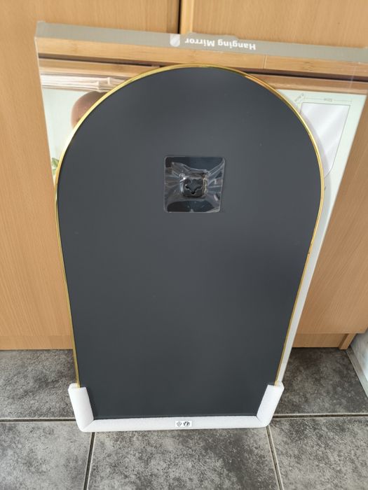 Lustro ścienne 56 cm x 32 cm obramowanie złote Studio home