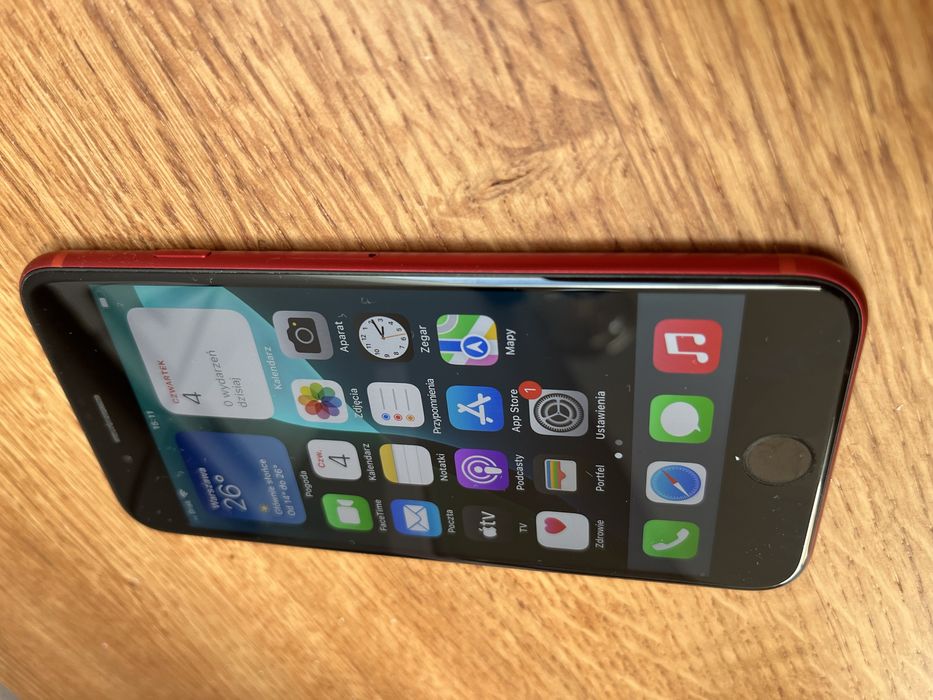 iPhone SE 2020 / 83% baterii