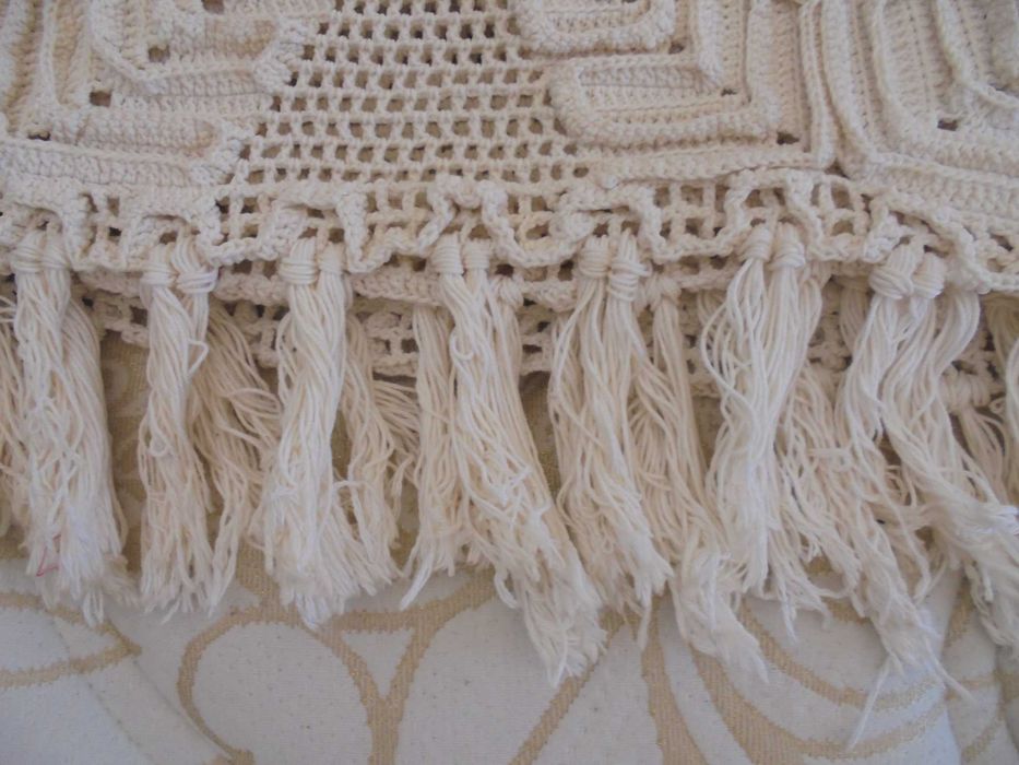 Handmade bedspread64750962335489125