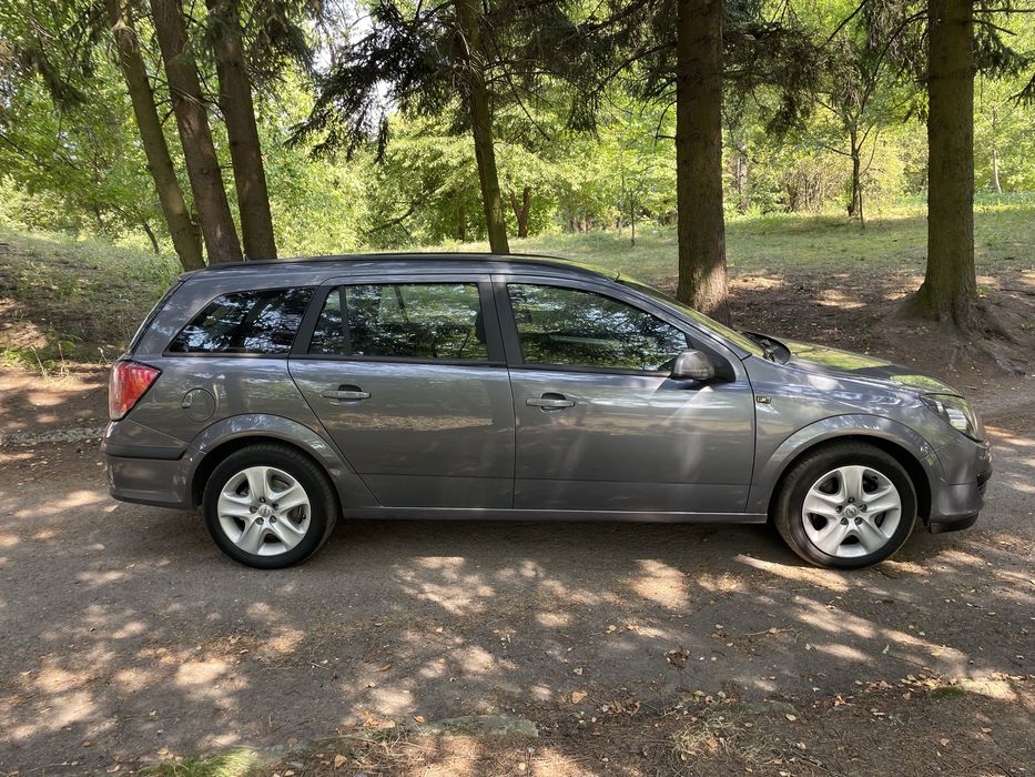 Продам opel Asta H