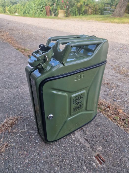 Kanister upominek zielony khaki 20 l