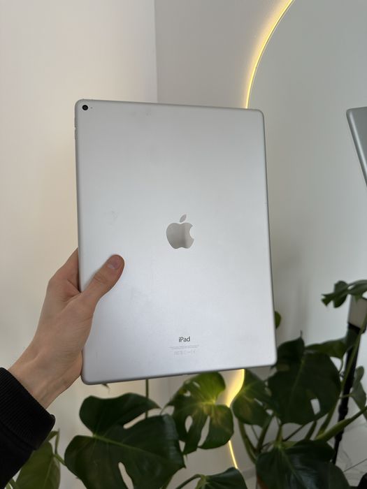 Apple iPad Pro 1 gen 12.9 128gb wifi