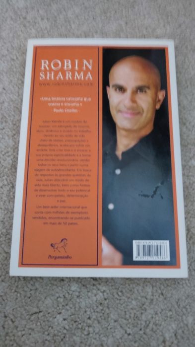 Livro O Monge que vendeu o seu Ferrari