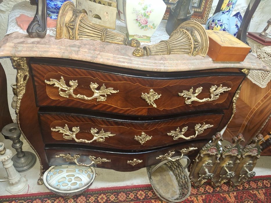 Comodas Louis XV