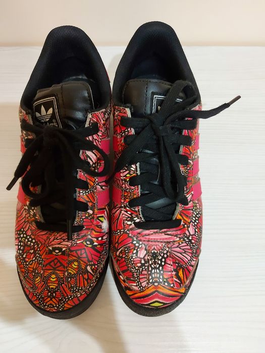 Кроссовки Adidas р.39