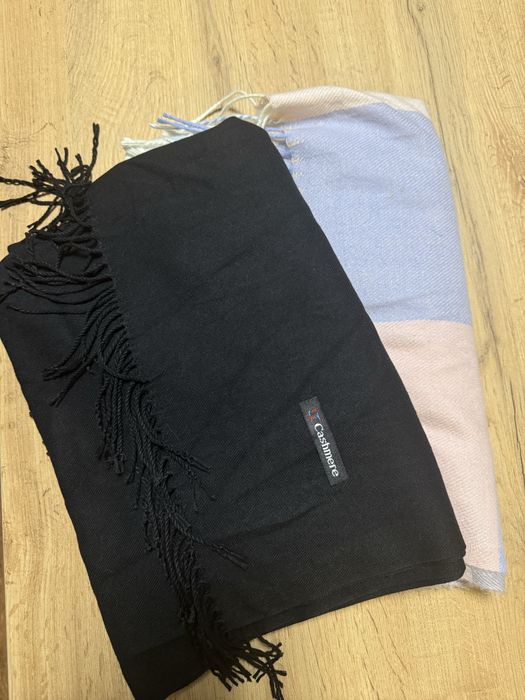 Теплі шарфи.