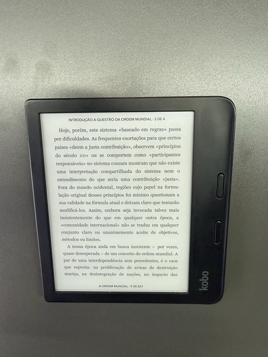 Kobo Libra 2 com capa — excelente estado64738621002755122